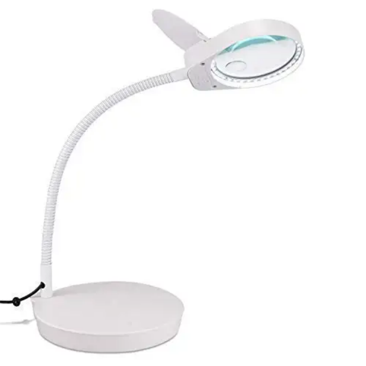 Suurennuslamppu jalustalla