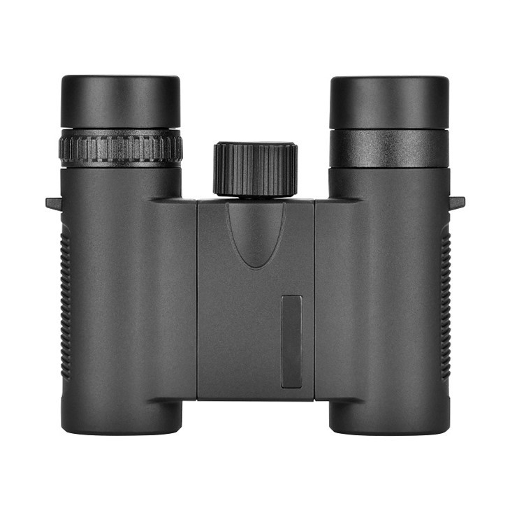 Pienet kiikarit retkeilyyn